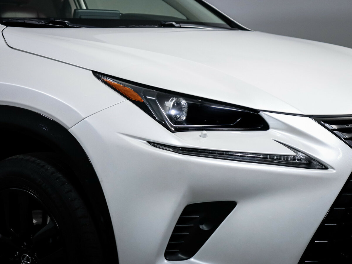 Lexus NX 200 I Рестайлинг, 2017 Фото №14