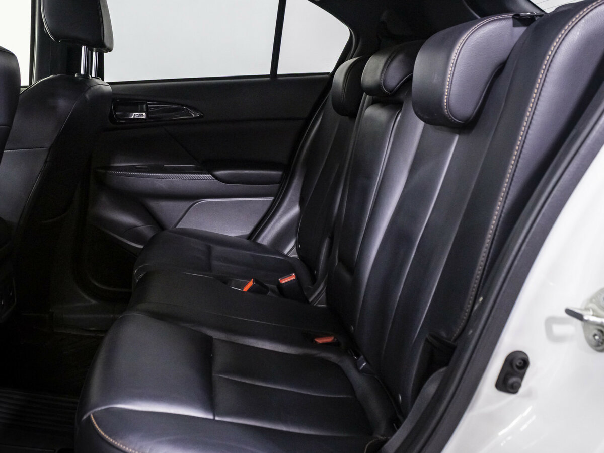 Mitsubishi Eclipse Cross I, 2018 - 104 345 км. | Фото №8