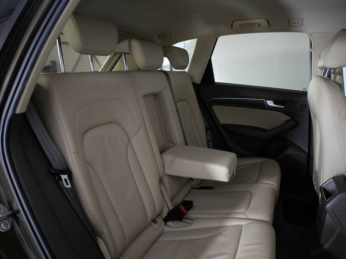 Audi Q5 I (8R) Рестайлинг, 2012 Фото №17