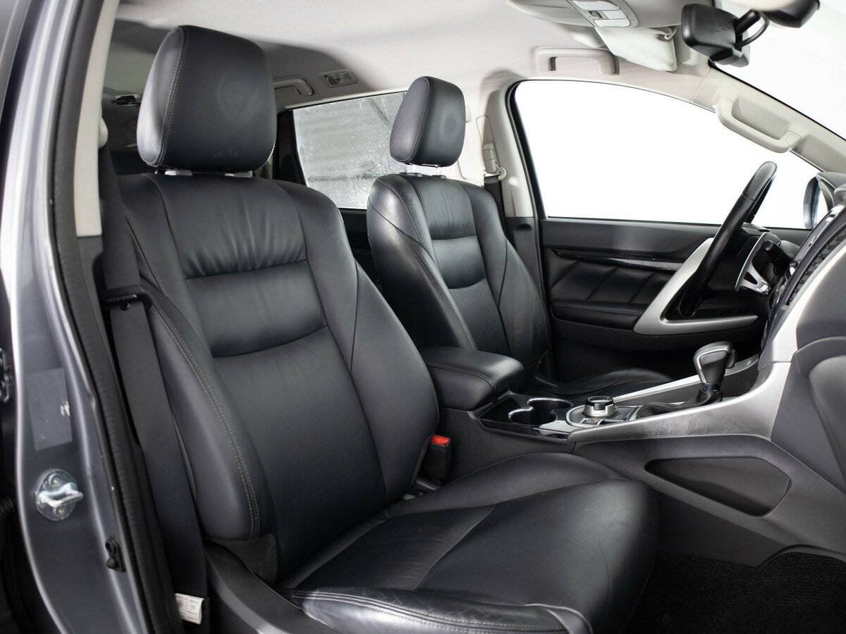 Mitsubishi Pajero Sport III, 2016 Фото №12