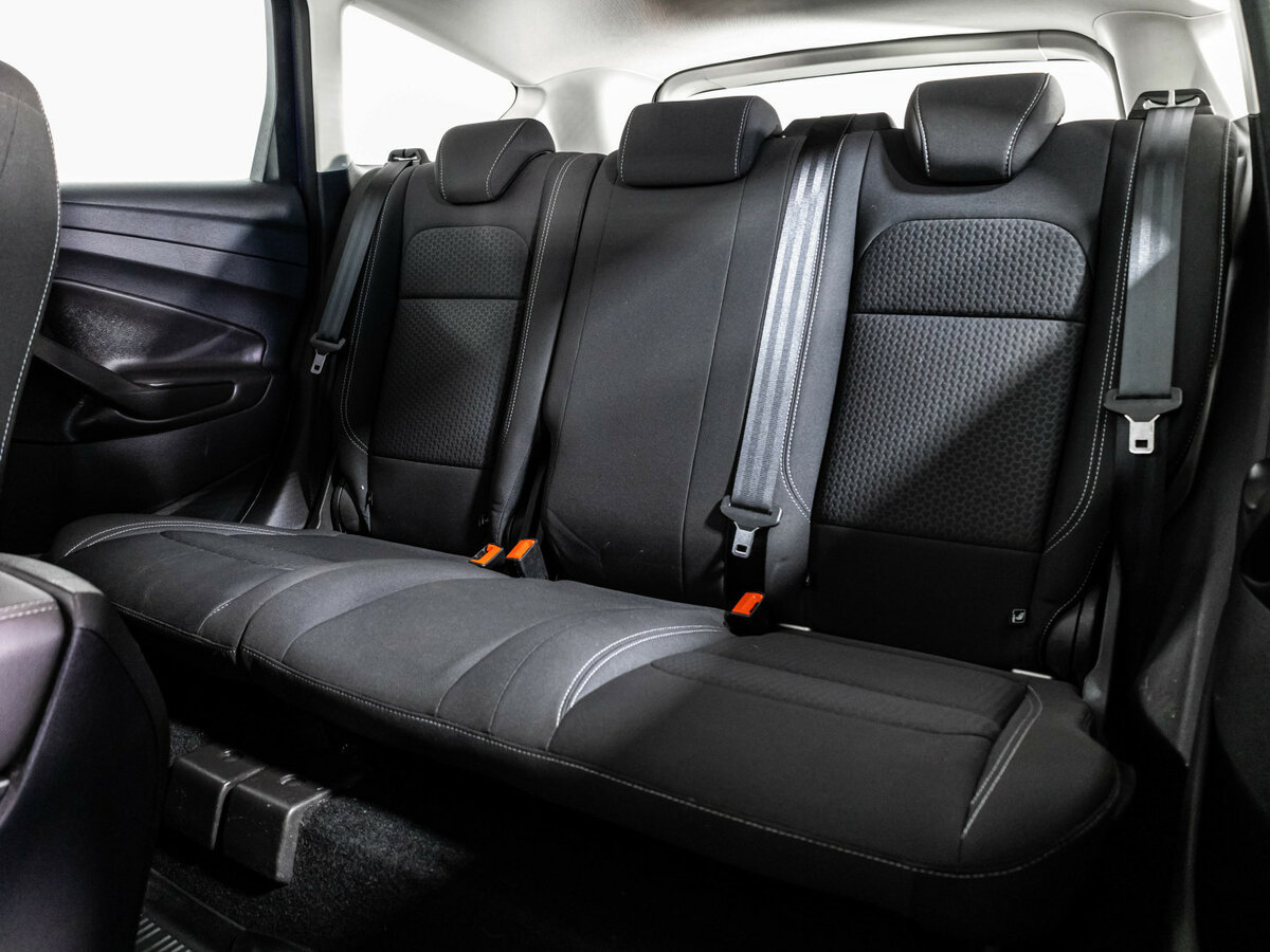 Ford Kuga II Рестайлинг, 2017 Фото №15