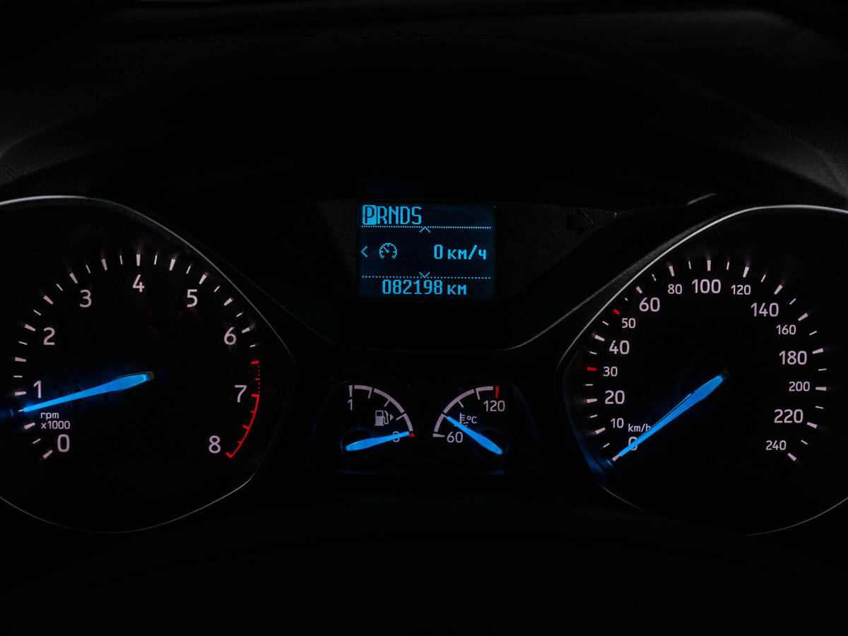 Ford Kuga II Рестайлинг, 2017 Фото №19