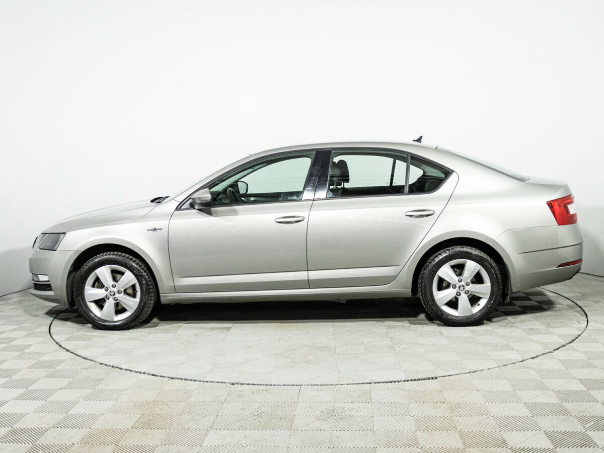 Skoda Octavia III (A7) Рестайлинг, 2019 - 85 075 км. | Фото №8