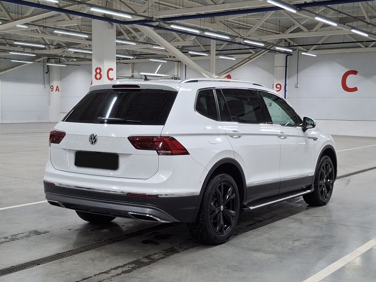 Volkswagen Tiguan Allspace II, 2018 - 138 001 км. | Фото №5
